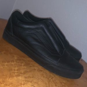 black leather ultra cush vans